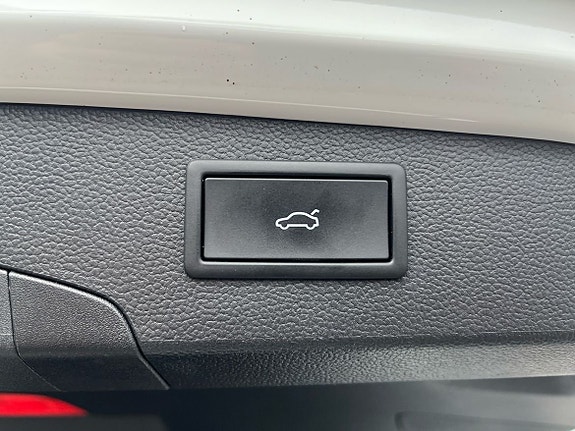 Volkswagen Passat 17 of 20