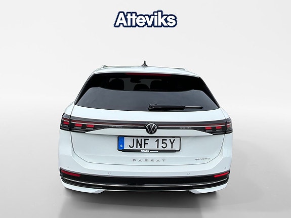 Volkswagen Passat 4 of 20