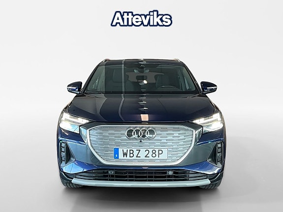 Audi Q4 e-tron 8 of 15