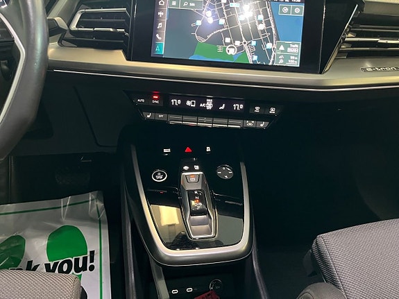 Audi Q4 e-tron 11 of 15
