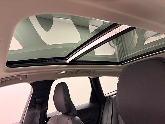 Volvo XC60 18 of 21