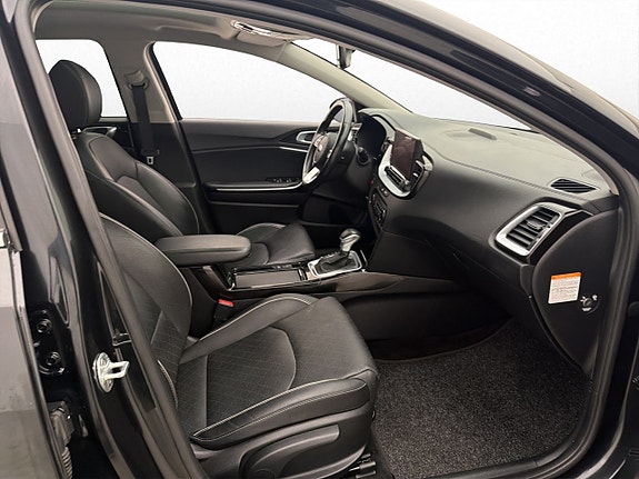 Kia Ceed 24 of 30
