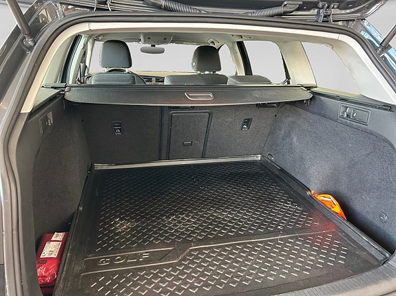 Volkswagen Golf Alltrack 4 of 16