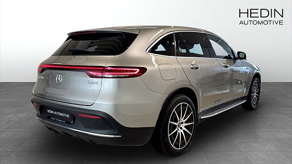 Mercedes-Benz EQC400 2 of 13