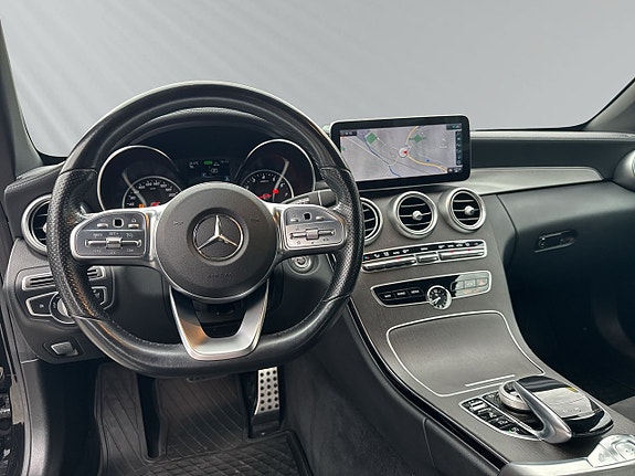 Mercedes-Benz C300 13 of 20