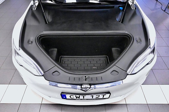 Tesla Model S 4 of 27