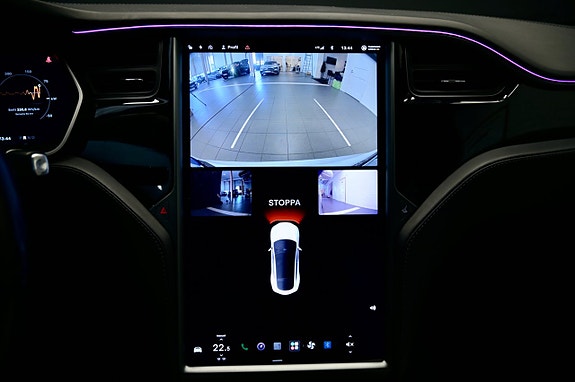 Tesla Model S 21 of 27
