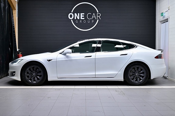 Tesla Model S 5 of 27