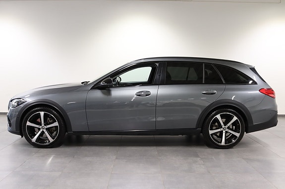 Mercedes-Benz C220 d 3 of 26