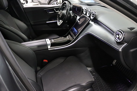 Mercedes-Benz C220 d 25 of 26