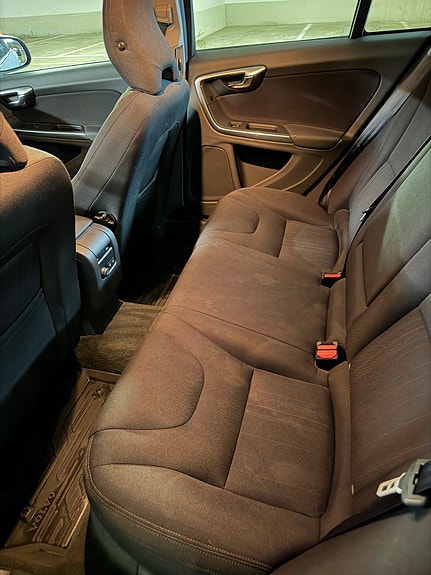 Volvo V60 8 of 8