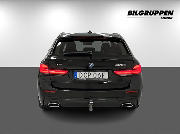 BMW 530e 5 of 24