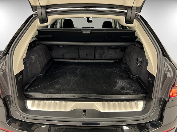 BMW 530e 14 of 24