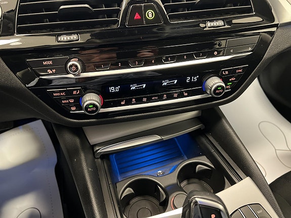 BMW 530e 13 of 24