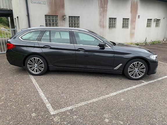BMW 520d 3 of 10