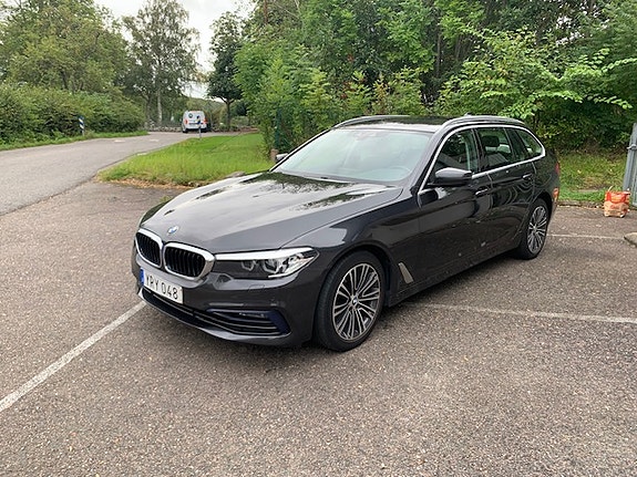 BMW 520d 2 of 10