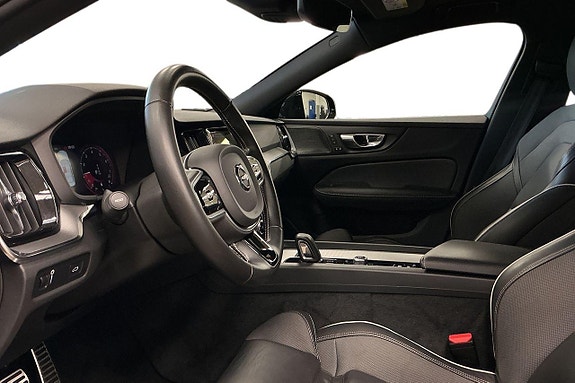 Volvo S60 10 of 30