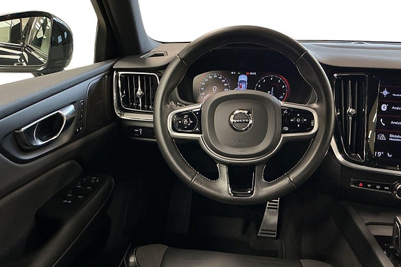 Volvo S60 14 of 30