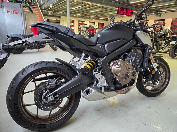 Honda CB650R 4 of 4