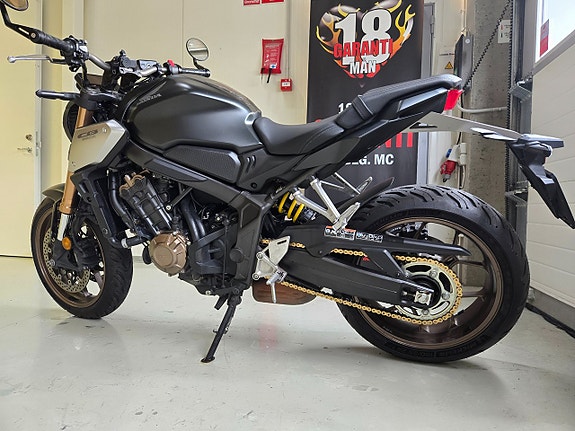 Honda CB650R 3 of 4