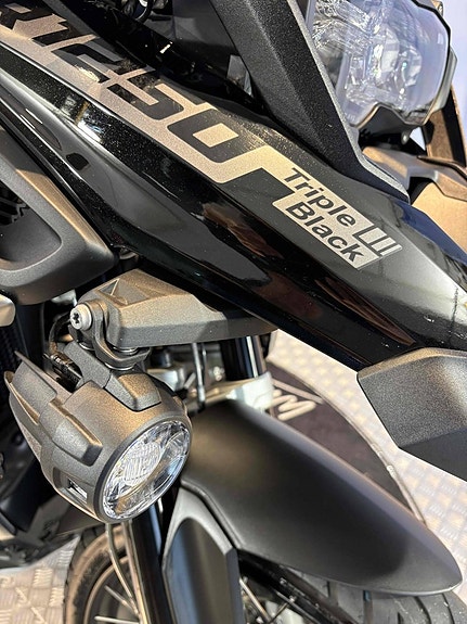 BMW R 1250 GS 9 of 17