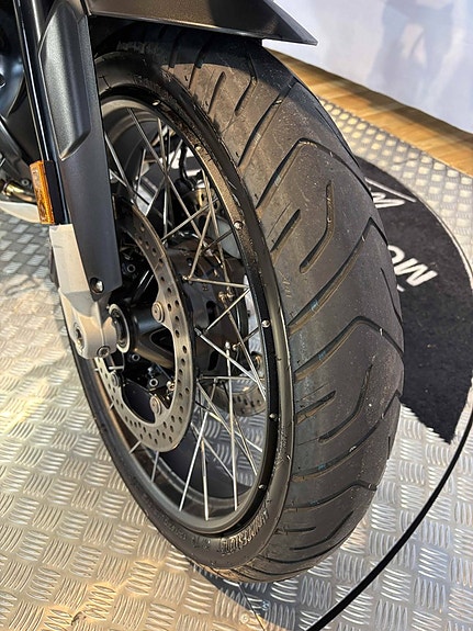 BMW R 1250 GS 12 of 17