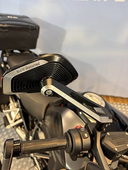 BMW R 1250 GS 10 of 17