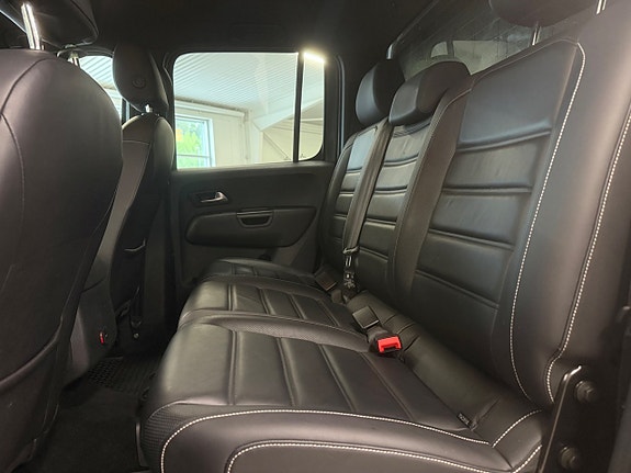 Volkswagen Amarok 7 of 15
