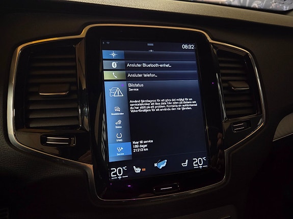 Volvo XC90 24 of 28