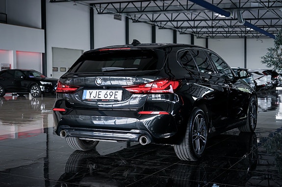 BMW 120d 6 of 28