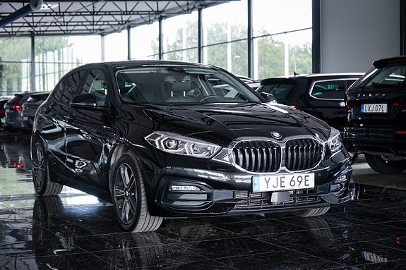 BMW 120d 3 of 28