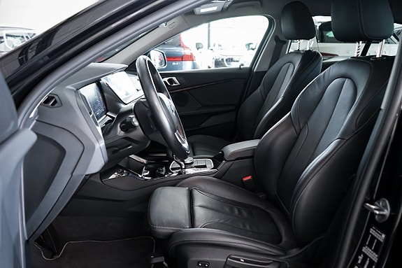 BMW 120d 24 of 28