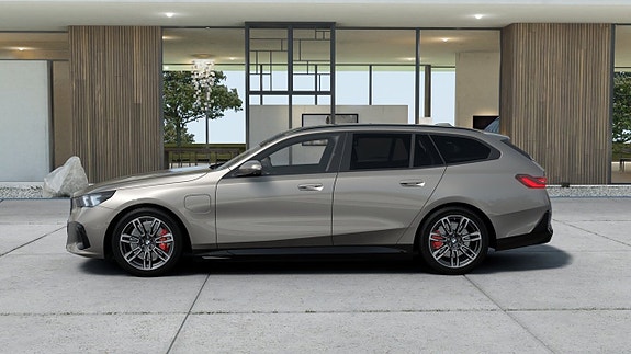 BMW 530e 4 of 13