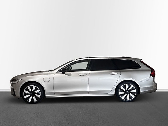 Volvo V90 3 of 14