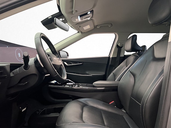 Kia EV6 12 of 30