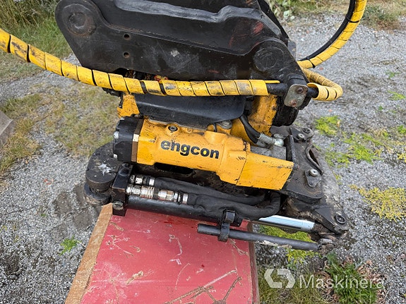 Grävmaskin Yanmar VIO38-U med tillbehör 11 of 27