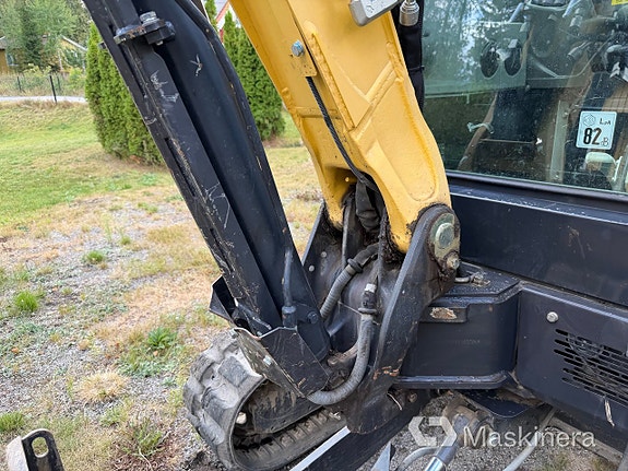 Grävmaskin Yanmar VIO38-U med tillbehör 19 of 27