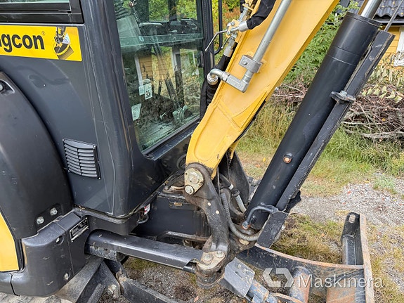 Grävmaskin Yanmar VIO38-U med tillbehör 16 of 27