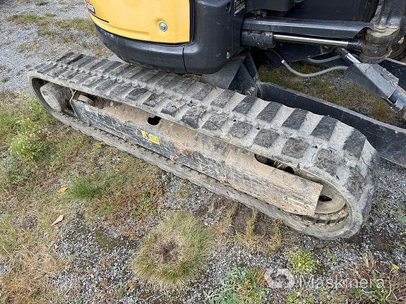 Grävmaskin Yanmar VIO38-U med tillbehör 22 of 27