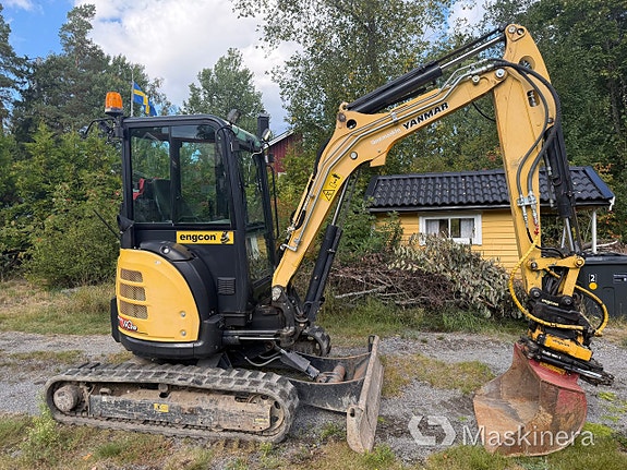 Grävmaskin Yanmar VIO38-U med tillbehör 3 of 27