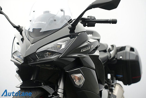 Kawasaki Ninja Z1000SX *Nyservad, Sidoväskor 25 of 27