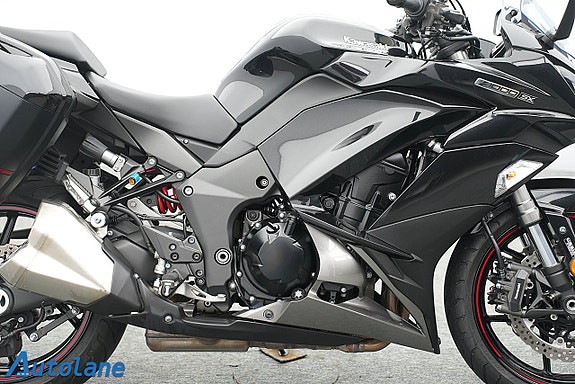 Kawasaki Ninja Z1000SX *Nyservad, Sidoväskor 11 of 27