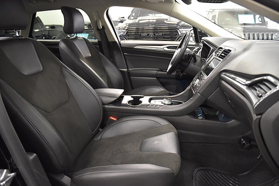 Ford Mondeo 12 of 26