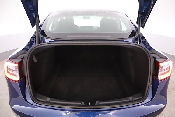 Tesla Model 3 19 of 20