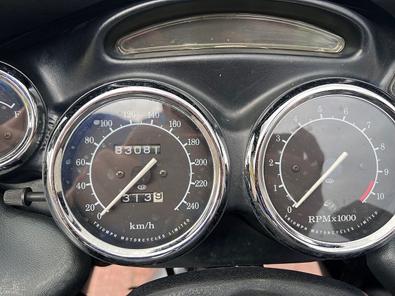 Triumph Trophy 1200 6 of 6