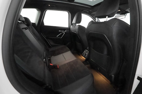BMW iX1 22 of 30