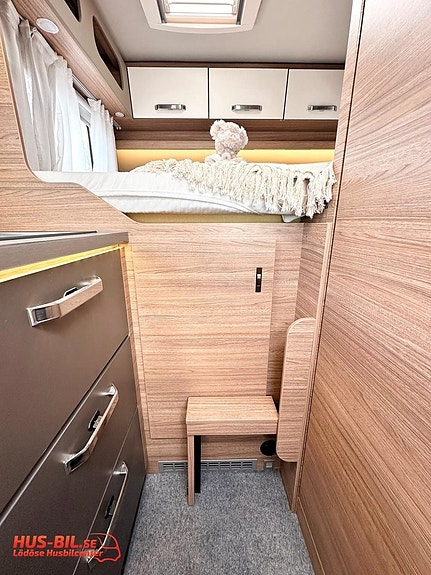 Weinsberg X-Cursion Van 500 MQ Edition Pepper / Solpanel / Dieseltruma 7 of 22