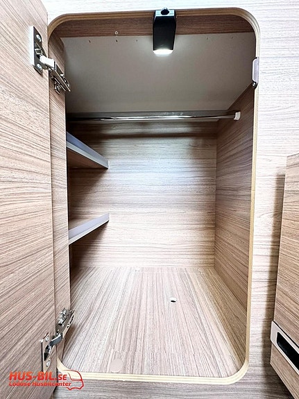 Weinsberg X-Cursion Van 500 MQ Edition Pepper / Solpanel / Dieseltruma 8 of 22