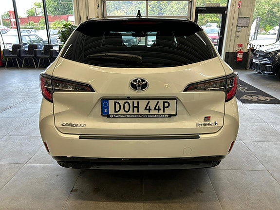 Toyota Corolla 6 of 24
