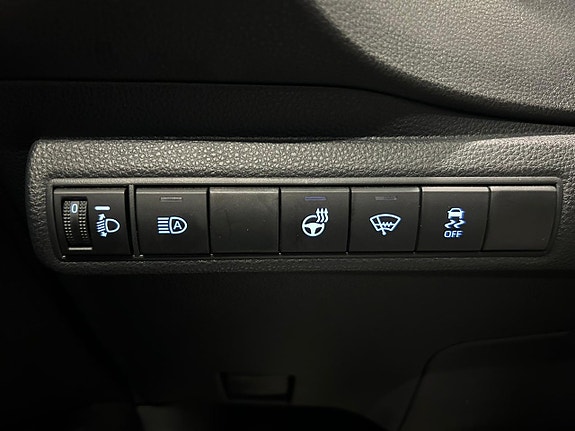 Toyota Corolla 18 of 24